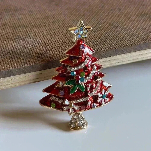 Red Christmas Tree Brooch - Picture 4 of 9